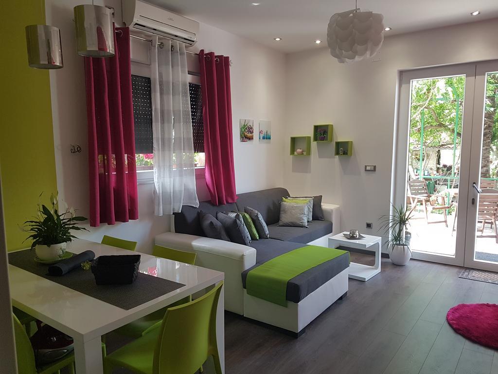 Apartment Adis Sibenik Exterior photo