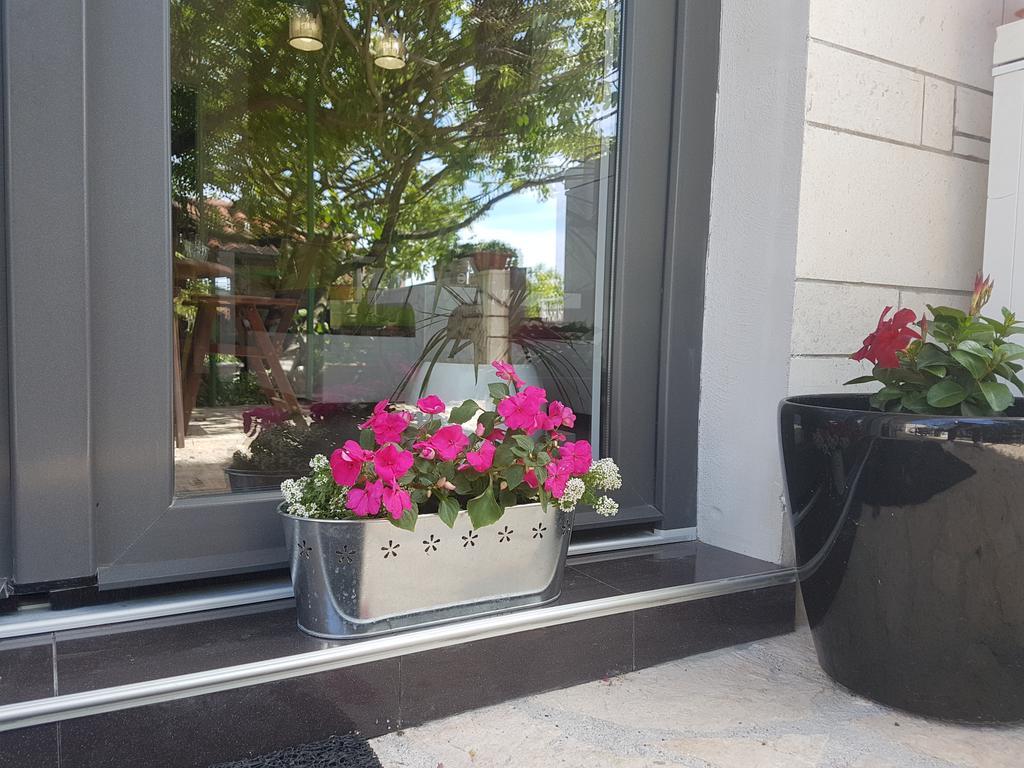 Apartment Adis Sibenik Exterior photo