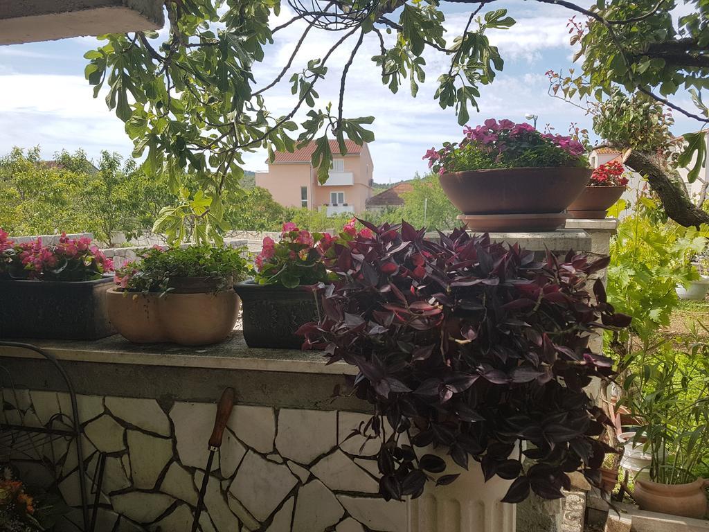 Apartment Adis Sibenik Exterior photo